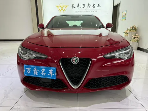 Alfa Romeo Giulia