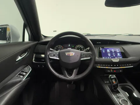 Cadillac XT4