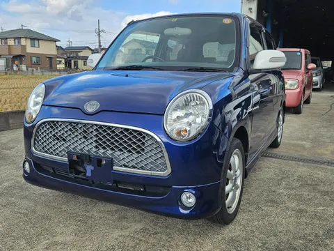 Daihatsu Mira Gino
