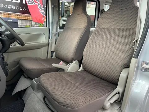 Mitsubishi Minicab Van