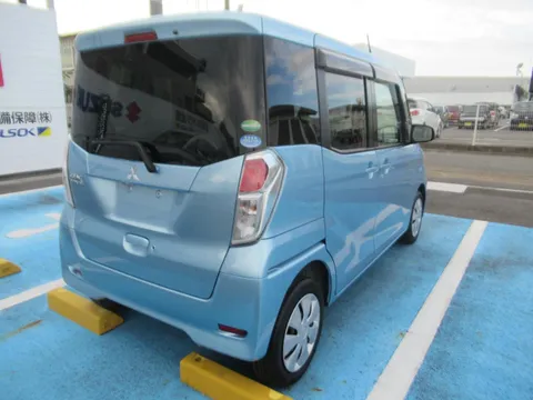 Mitsubishi eK Space