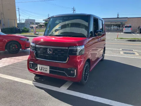 Honda N-BOX Custom