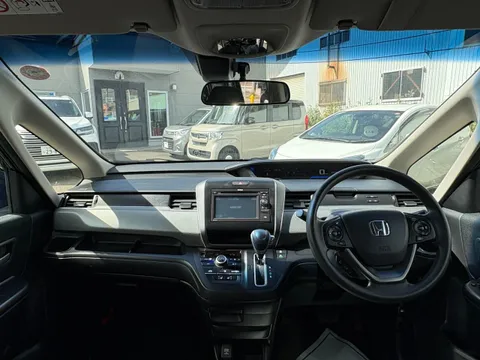 Honda Freed Plus