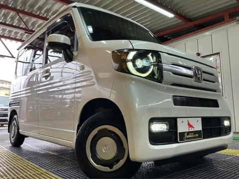 Honda N-VAN Plus Style