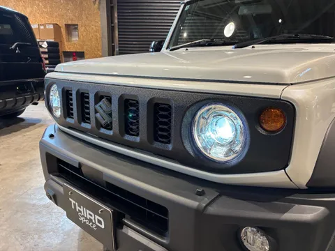 Suzuki Jimny Sierra