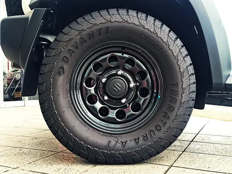 Suzuki Jimny Sierra