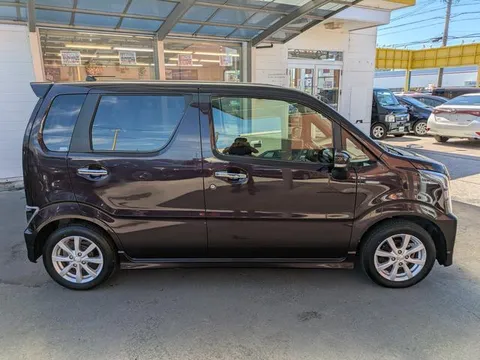Suzuki Wagon R Stingray