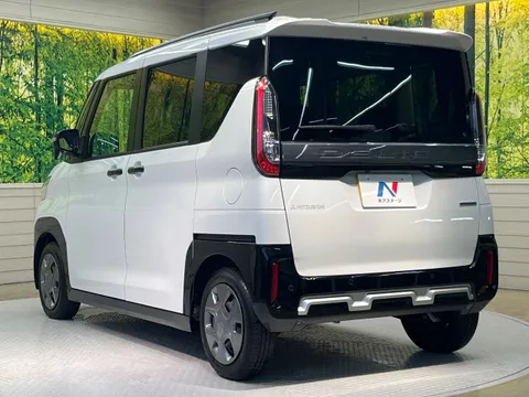 Mitsubishi Delica Mini