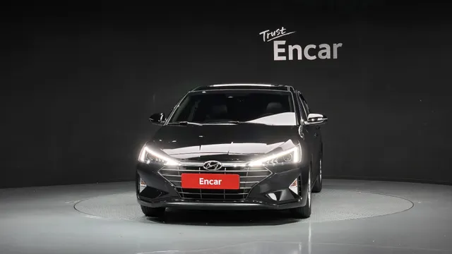 Hyundai Elantra (Avante)