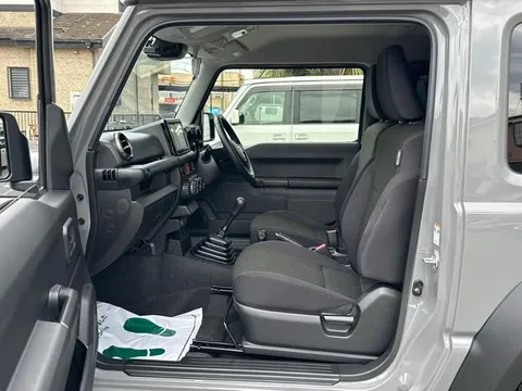 Suzuki Jimny Sierra