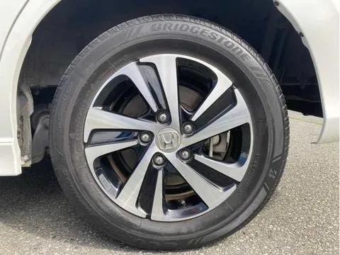 Honda Freed Plus