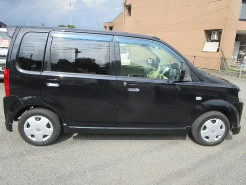Nissan Otti