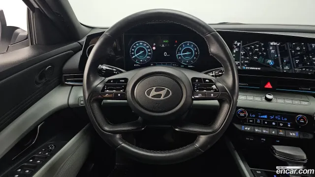 Hyundai Elantra (Avante)