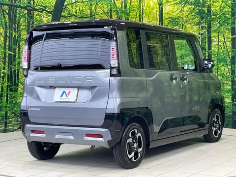 Mitsubishi Delica Mini