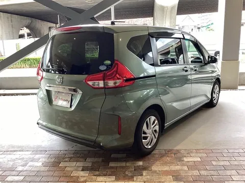 Honda Freed Plus