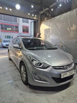 Hyundai Elantra (Avante)
