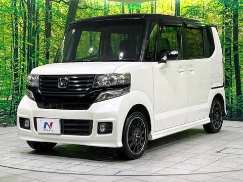 Honda N-BOX Custom