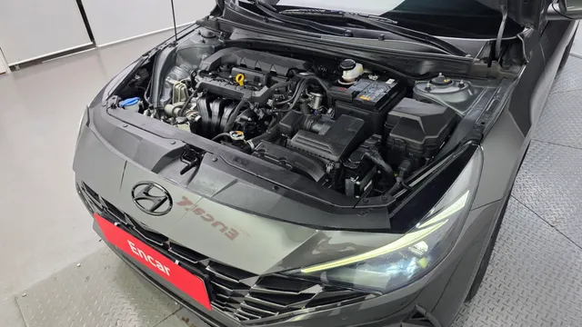 Hyundai Elantra (Avante)