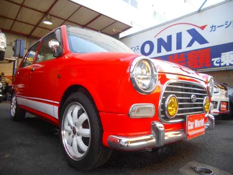 Daihatsu Mira Gino