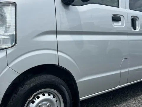 Mitsubishi Minicab Van