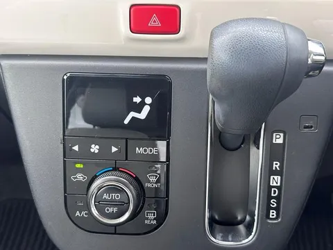 Daihatsu Mira Tocot