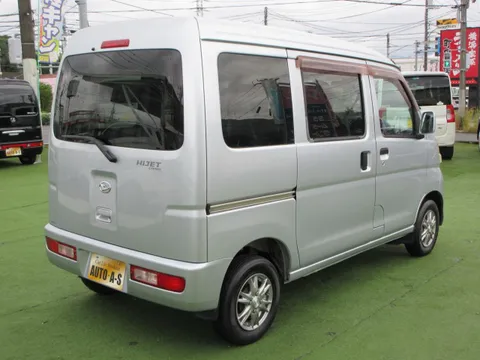 Daihatsu Hijet Cargo