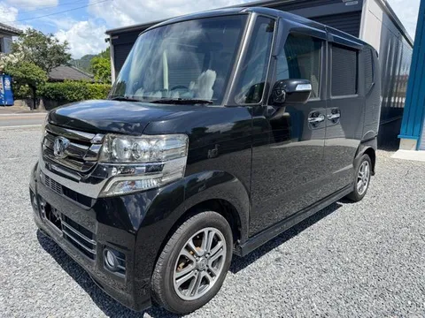 Honda N-BOX Custom