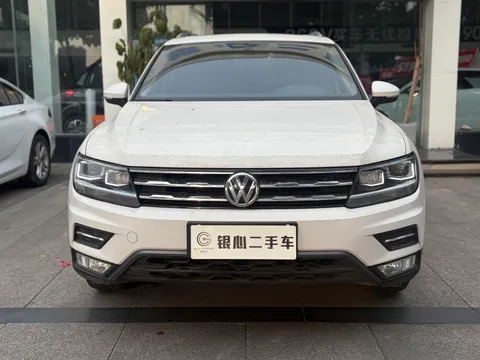 Volkswagen Tiguan L