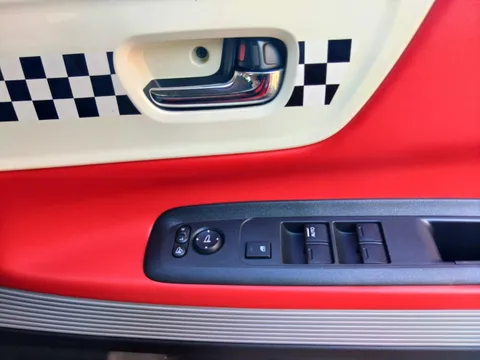 Honda N-BOX Slash