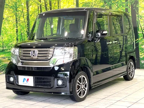 Honda N-BOX Custom