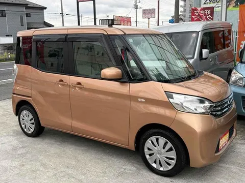 Nissan Dayz Roox