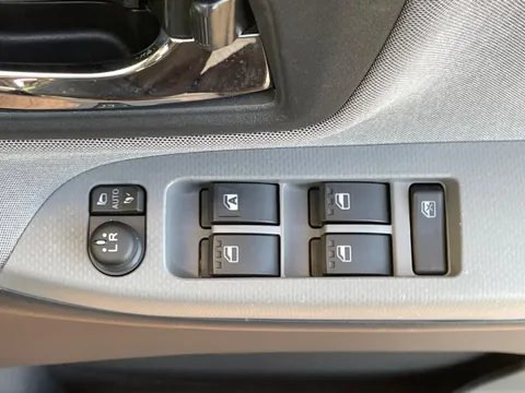 Toyota Pixis Joy