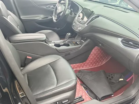 Chevrolet Malibu XL