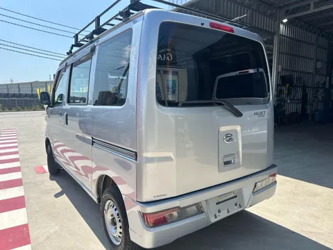 Daihatsu Hijet Cargo