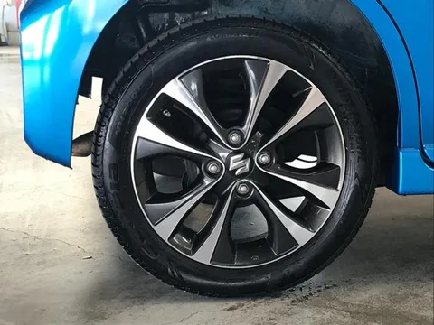 Suzuki Spacia Custom Z
