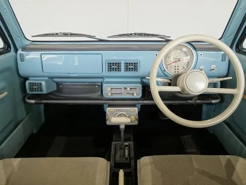 Nissan Pao