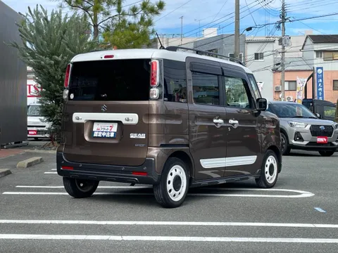 Suzuki Spacia Gear
