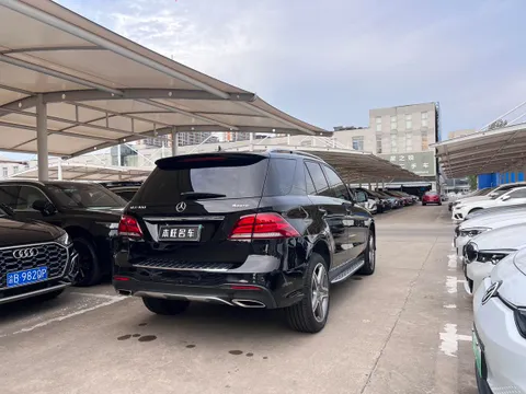 Mercedes-Benz GLE-Class
