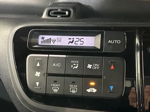Honda N-BOX Slash