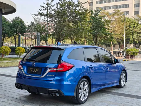 Honda Jade