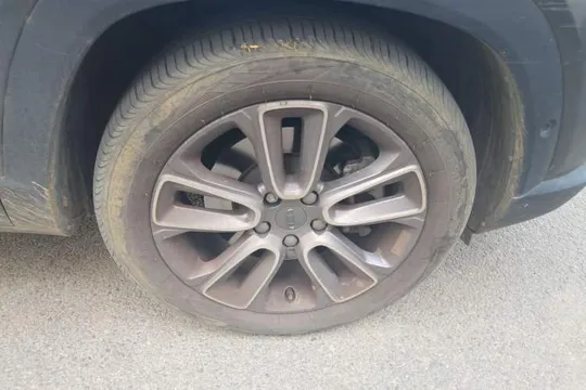 Geely Icon