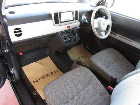 Daihatsu Mira Tocot