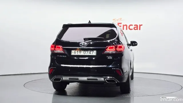Hyundai Grand Santa Fe (Maxcruz)