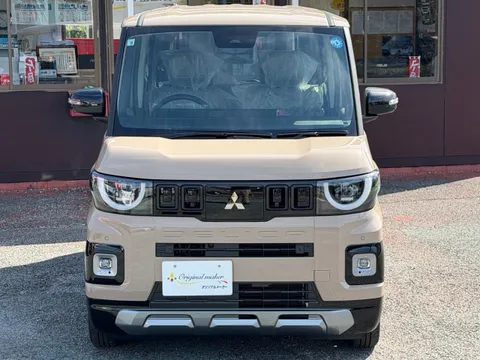 Mitsubishi Delica Mini