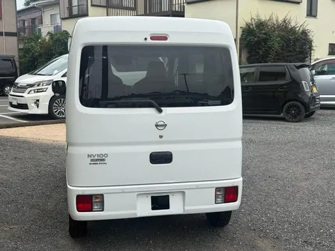 Nissan Clipper