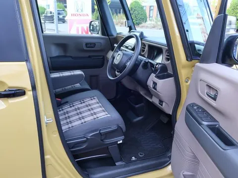 Honda N-BOX Joy