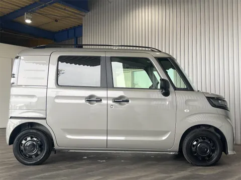 Suzuki Spacia Base