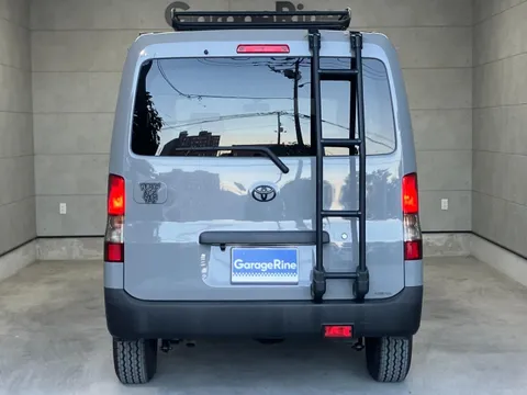 Toyota TownAce Van