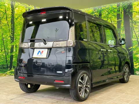 Suzuki Spacia Custom Z