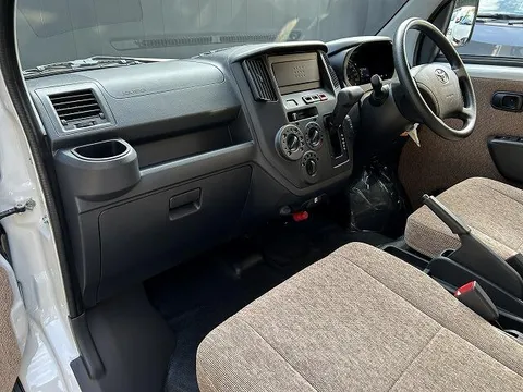 Toyota TownAce Van